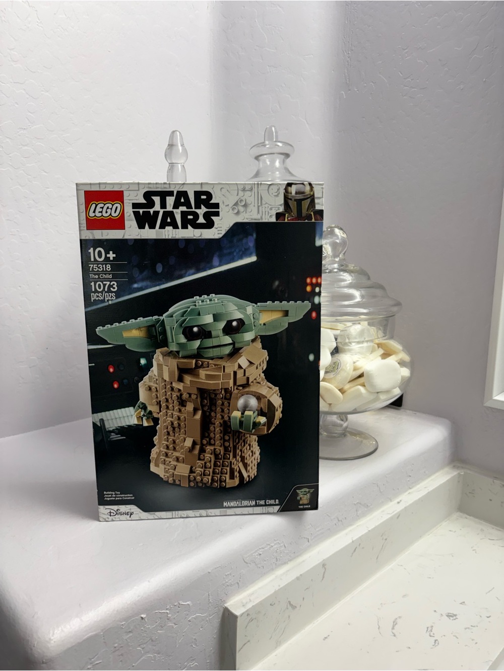 NEW! LEGO Star Wars: The Mandalorian The Child 75318 LEGO Set NIB Sealed